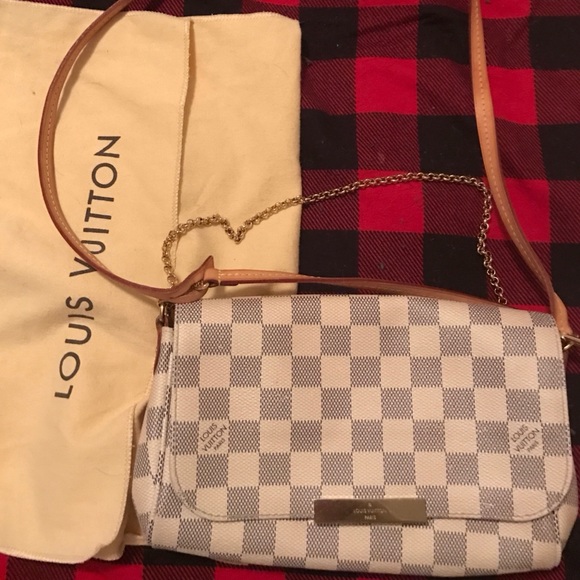 Louis Vuitton Handbags - Authentic Louis Vuitton Favorite MM size